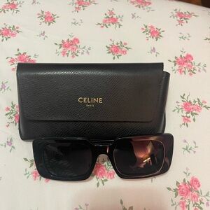 Celine Black Sunglasses with Gold Logo
Squared lens